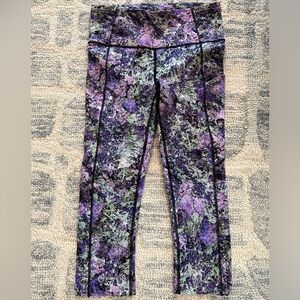 Lululemon fast and free crop. Size 6